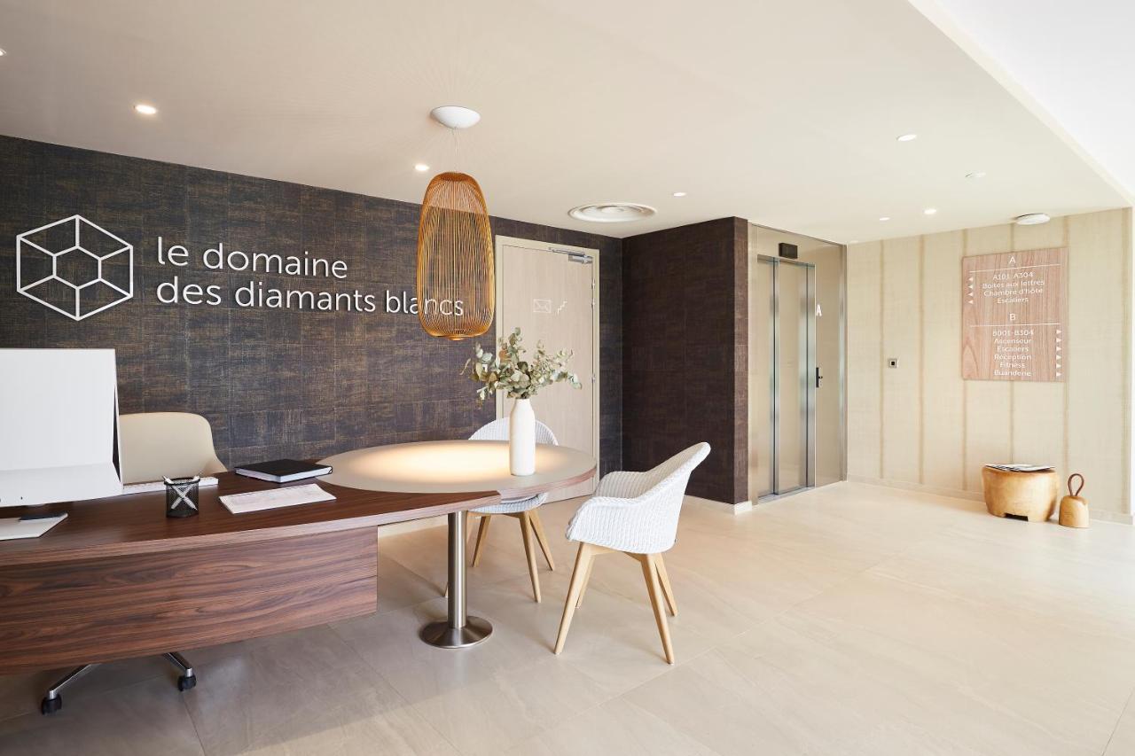 Le Domaine Des Diamants Blancs Bed & Breakfast Croix Exterior photo