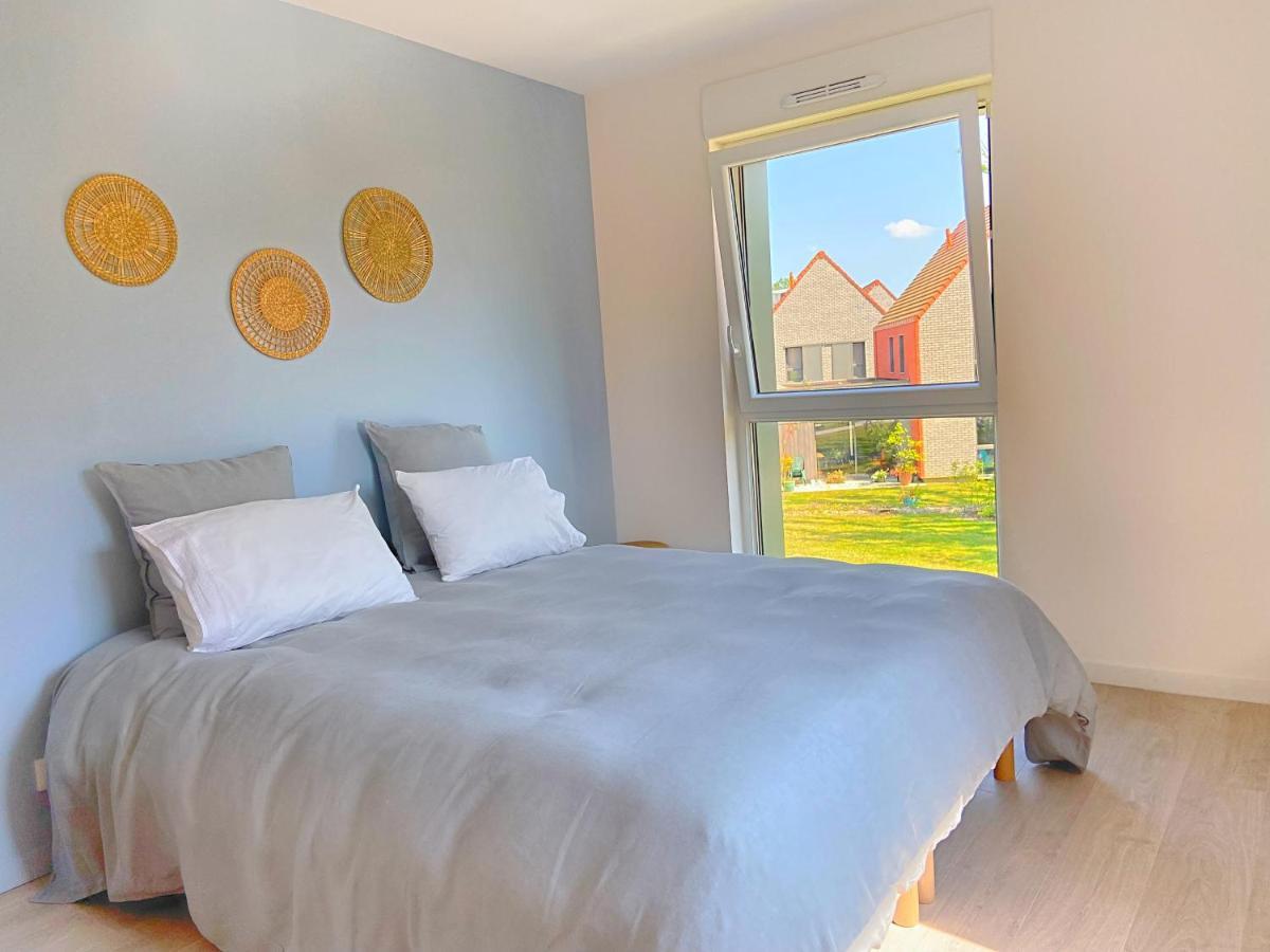 Le Domaine Des Diamants Blancs Bed & Breakfast Croix Exterior photo
